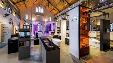 exponate kartell by laufen, dallmer, ultramarin