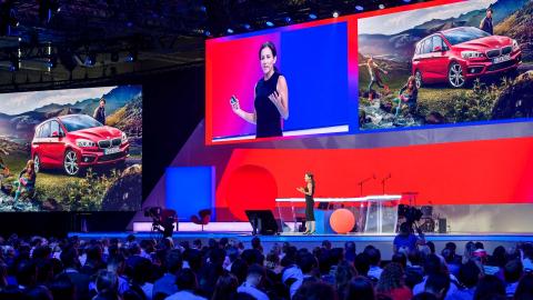 Stephanie Buscemi, CMO of Salesforce colorfull stage, opening keynote
